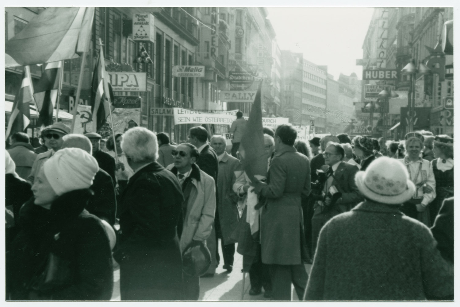 1986 m. Viena, Austrija. Lietuvių, latvių, estų demonstracija už Baltijos valstybių laisvę Vienoje vykstant ESBO konferencijai. LCVA