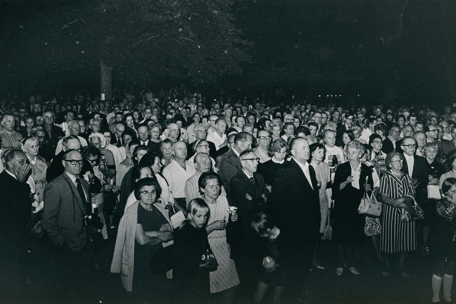 1972 m. Čikaga, JAV. Masinis protesto mitingas Marguette parke, Romo Kalantos aukai pagerbti ir Sovietų okupaciniam režimui pasmerkti. LCVA, fotografijos autorius V. Noreika